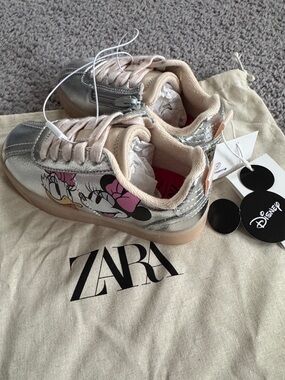 Zara Kids Silver Minnie & Daisy Sneakers with Pink Detail - 9T (Brand New)